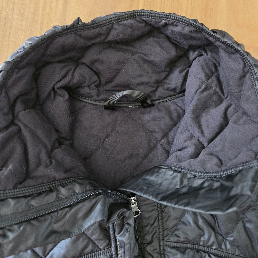Womens Lululemon Size 6 Pullover - Picture 9 of 13